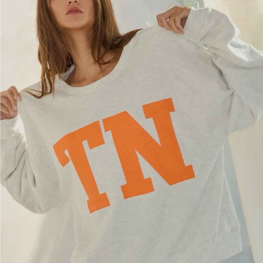 Women's Gray and Orange Graphic Sweatshirt